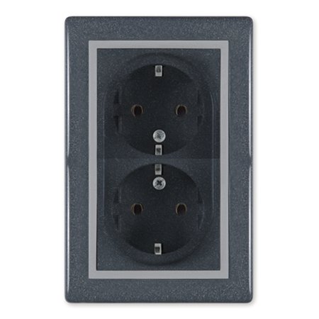 604.21 Priključnica dvopolna PRESTIGE dupla sa plast. telom, 21