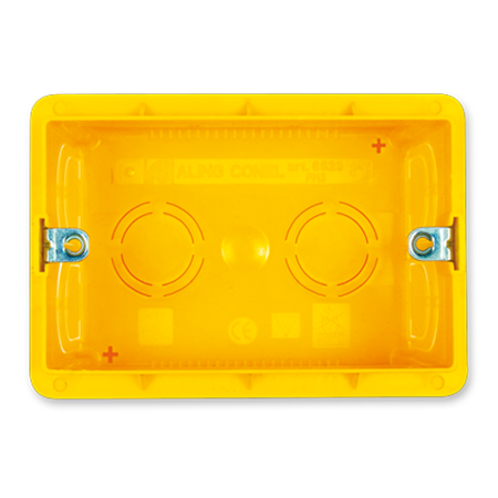 6523 Kutija montažna trostruka za u zid