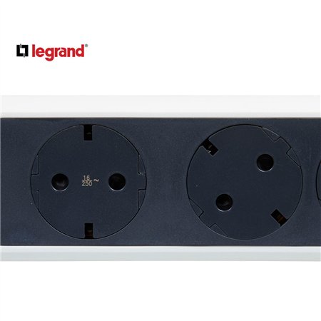 LG 694541 PRODUŽNI BLOK 3X2P+E 5M (BELA/T.SIVA)