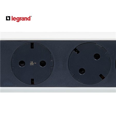 LG 694538 PRODUŽNI BLOK 5X2P+E 3M (BELA/T.SIVA)