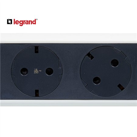 LG 694536 PRODUŽNI BLOK 4X2P+E 3M (BELA/T.SIVA)