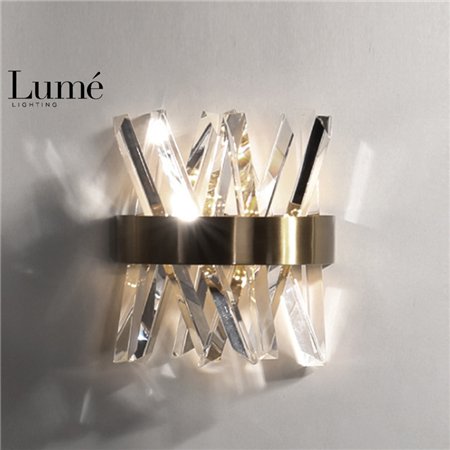 Elegantan i eksluzivan model zidne lampe Belore 14.