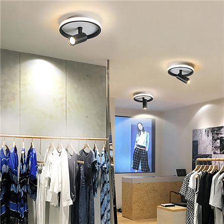 Led plafonjera sa reflektorom.