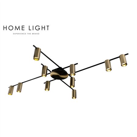 Luster u kombinaciji crne i mesing boje.