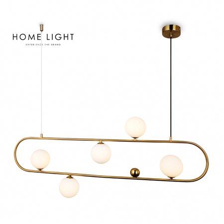 Visilica modernog i eksluzivnog dizajna u mesing boji sa 5 staklenih abažura.