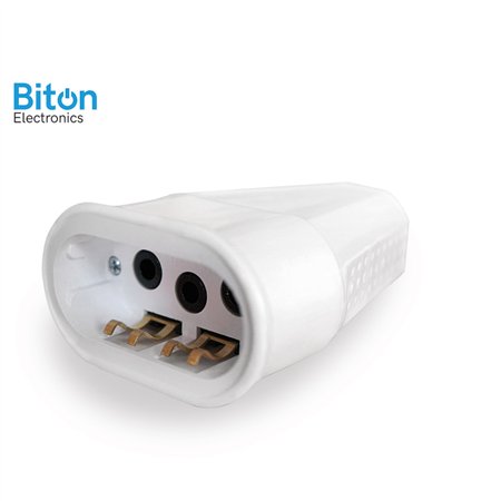 Trofazna prenosna priključnica