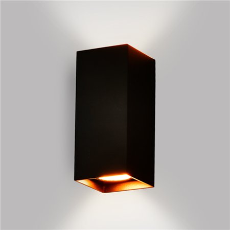 Zidna spot svetiljka crne boje