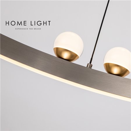 Moderan led luster toplo bele boje svetla i 78W snage.