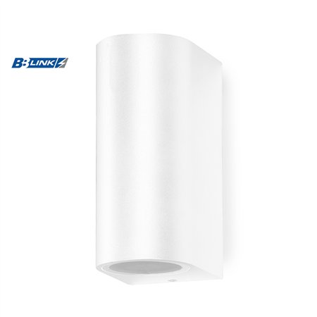 Zidna svetiljka bele boje