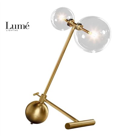 Stona lampa sa  staklenim abažurima i telom u boji mesinga.